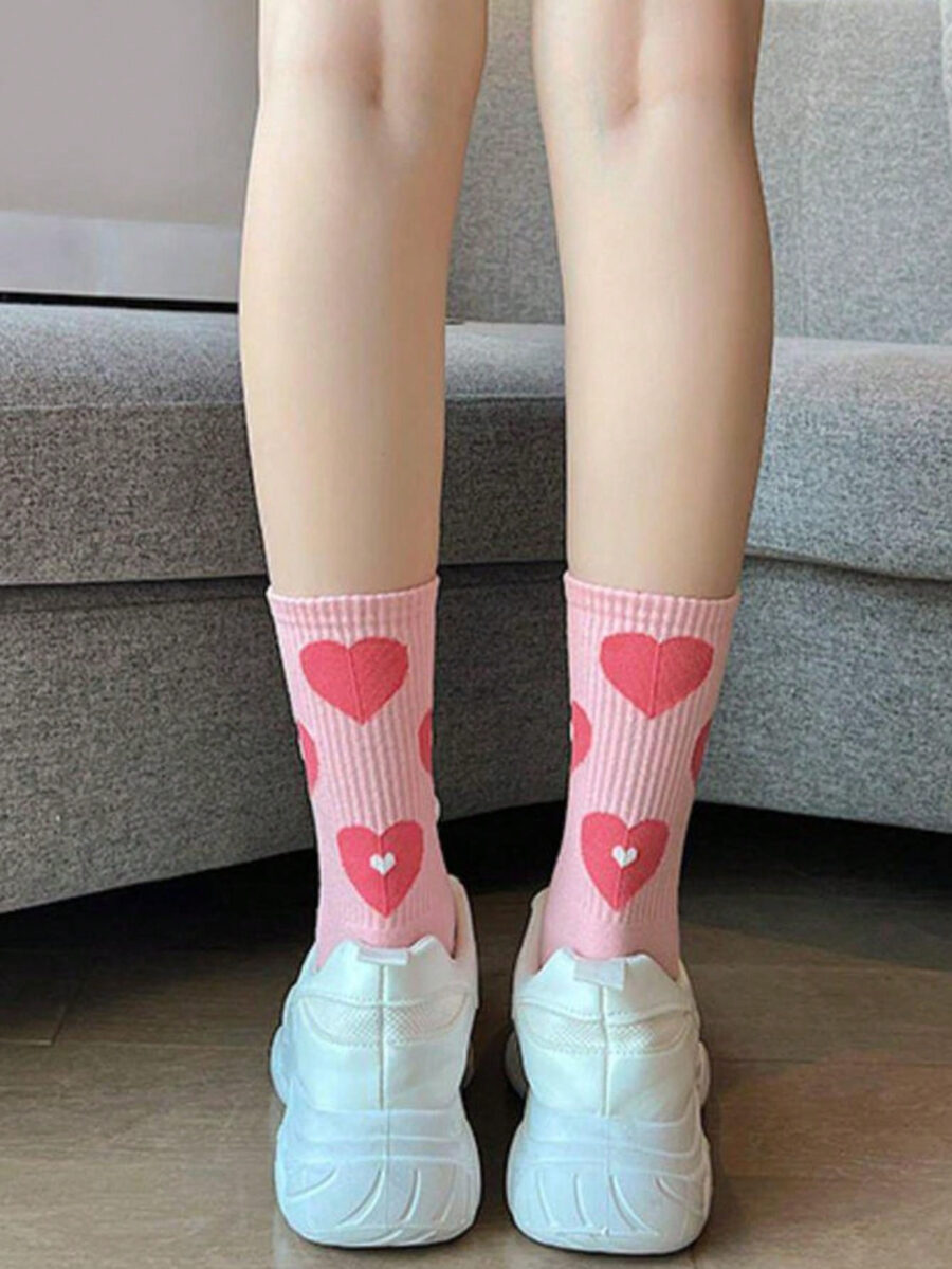 5 Pairs Random Pink Women's College Style Comfortable Breathable Mid-Calf Socks With English Heart And Strawberry Patterns - Image 16