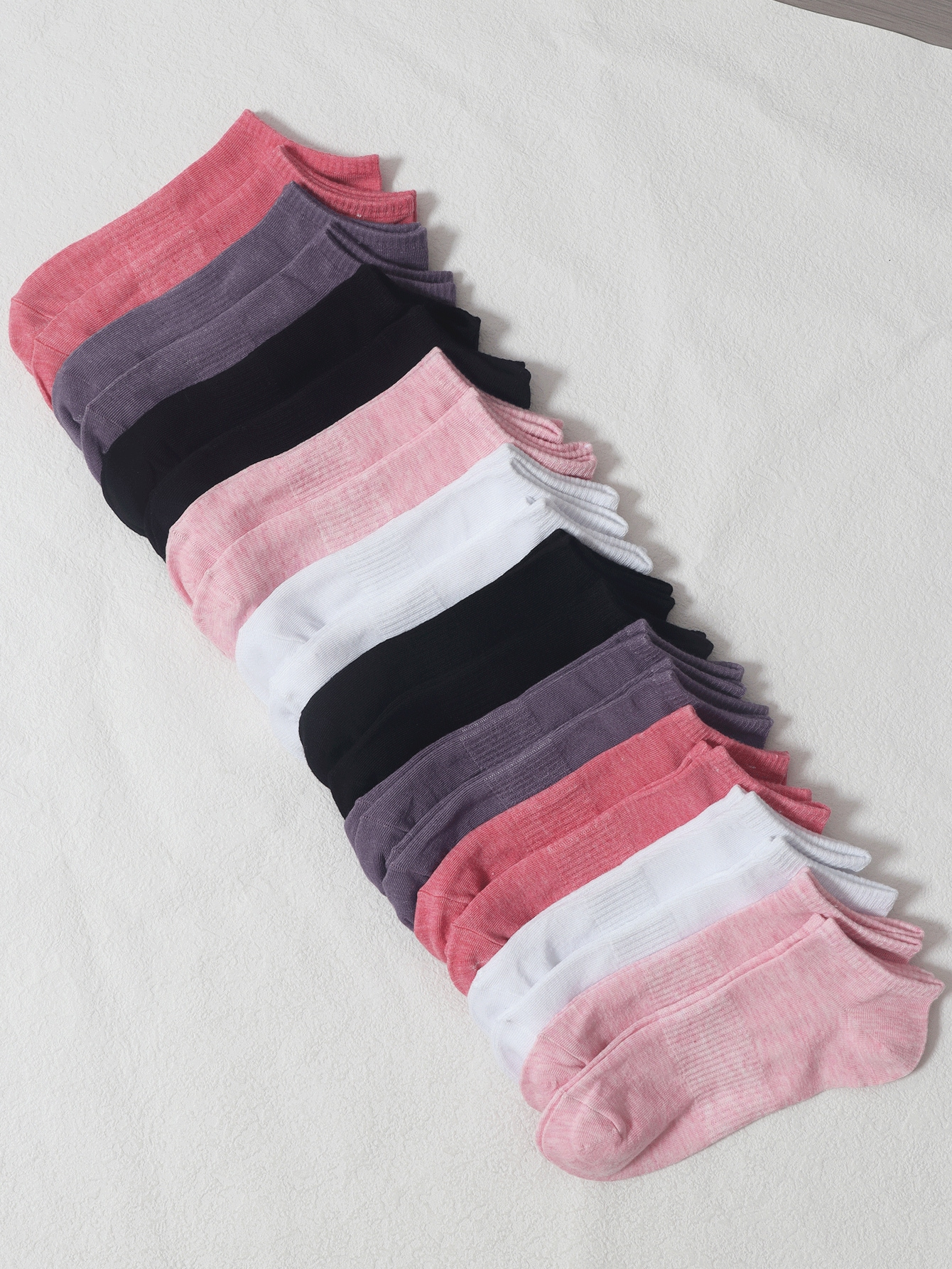 20 Pairs Women's Multicolor Summer Low Cut Socks, Thin Shallow Mouth Short Socks - Image 8