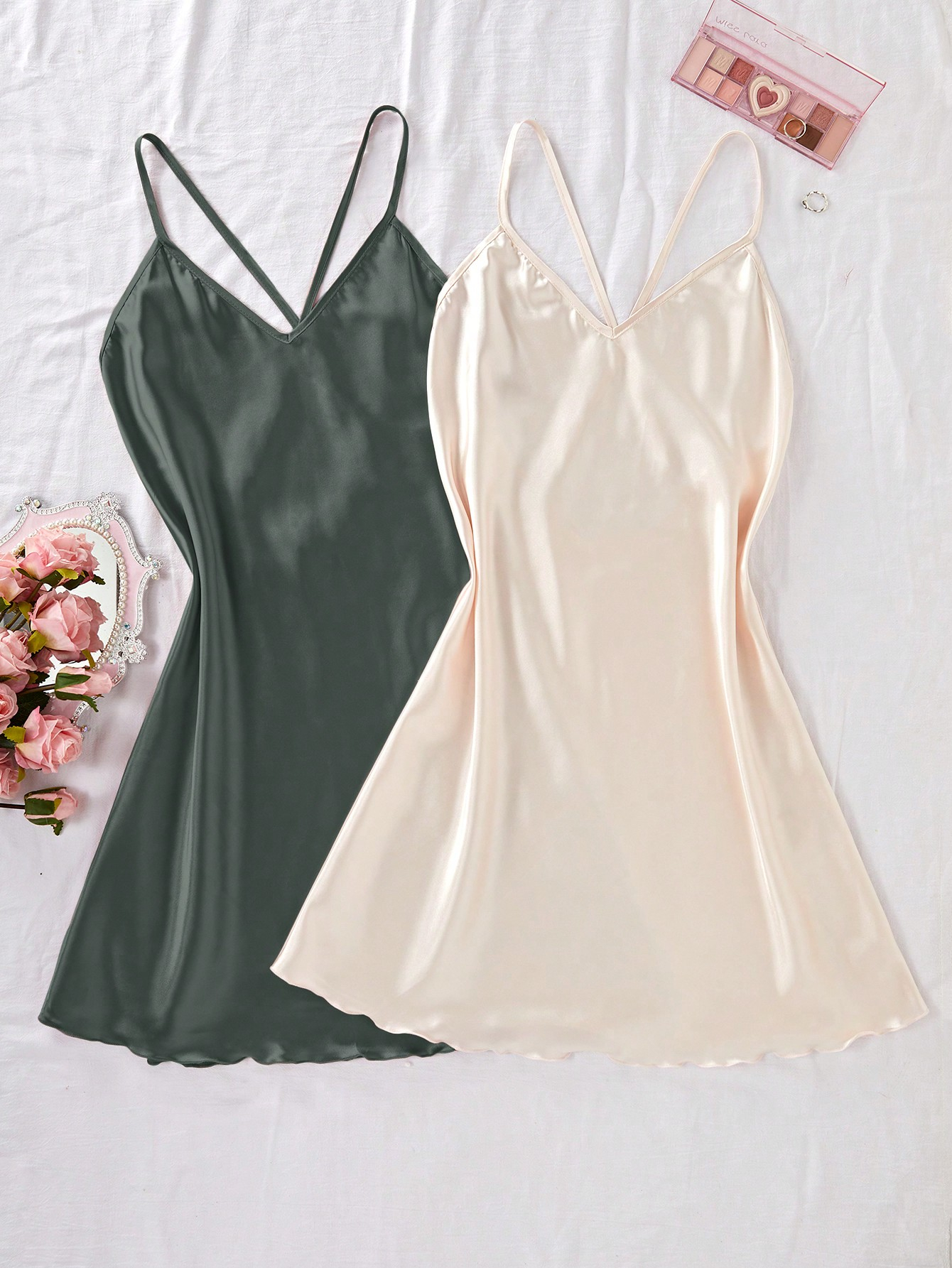 Women's Spaghetti Strap Backless Gentle Sweet Solid Color Cross-Strap Satin Nightdress Two-Color - Image 9