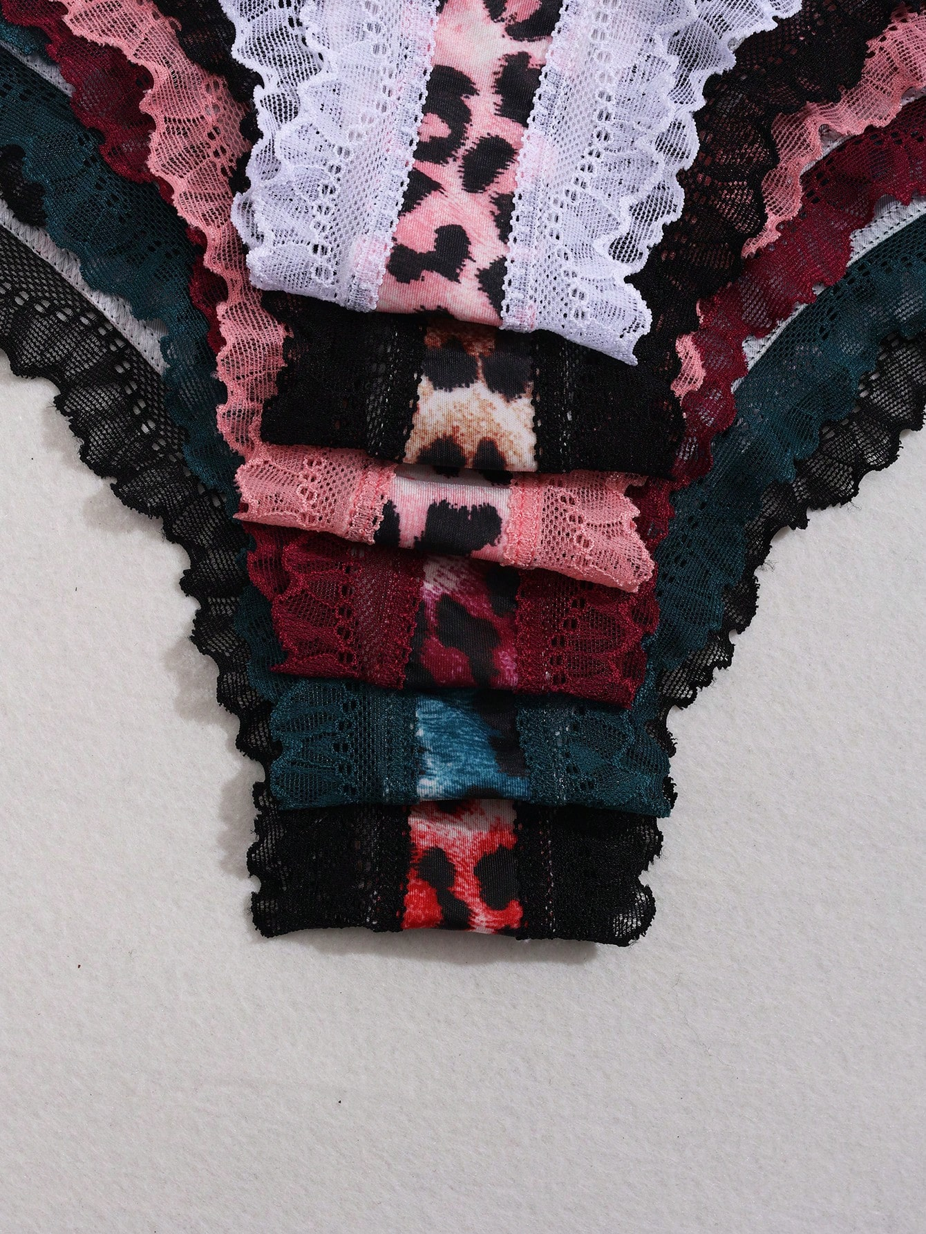 6pcs Women's Leopard Print Contrast Lace Low-Waist Bikini Briefs - Image 7