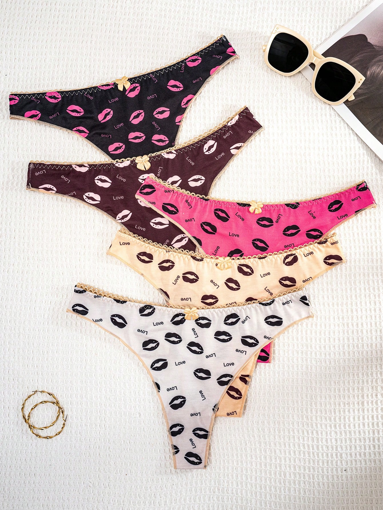 5pcs/Pack Women Solid Color Lip & Bow Pattern Comfort Thongs - Image 3