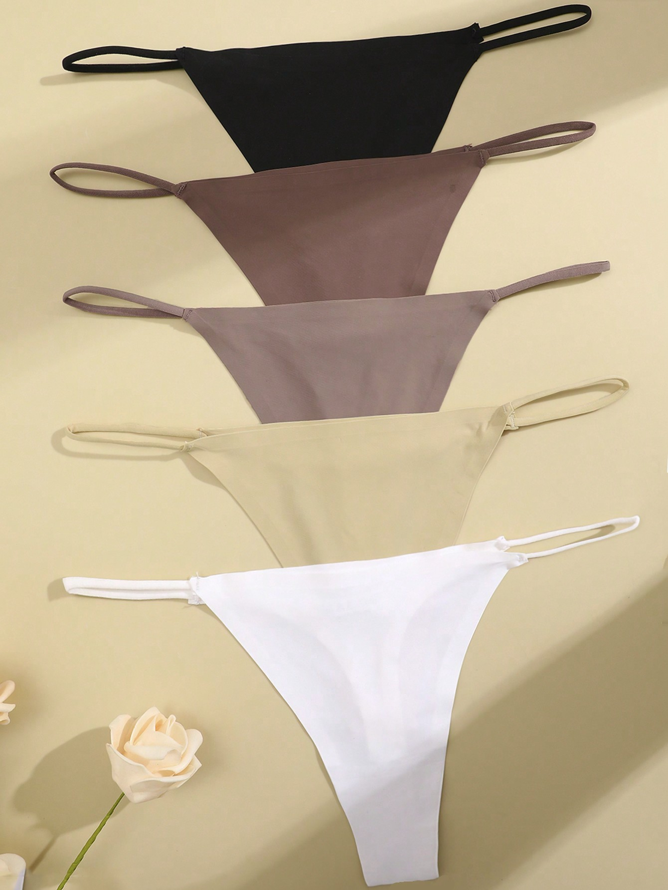 FINETOO 5pcs Women's Sexy Simple Seamless Thongs