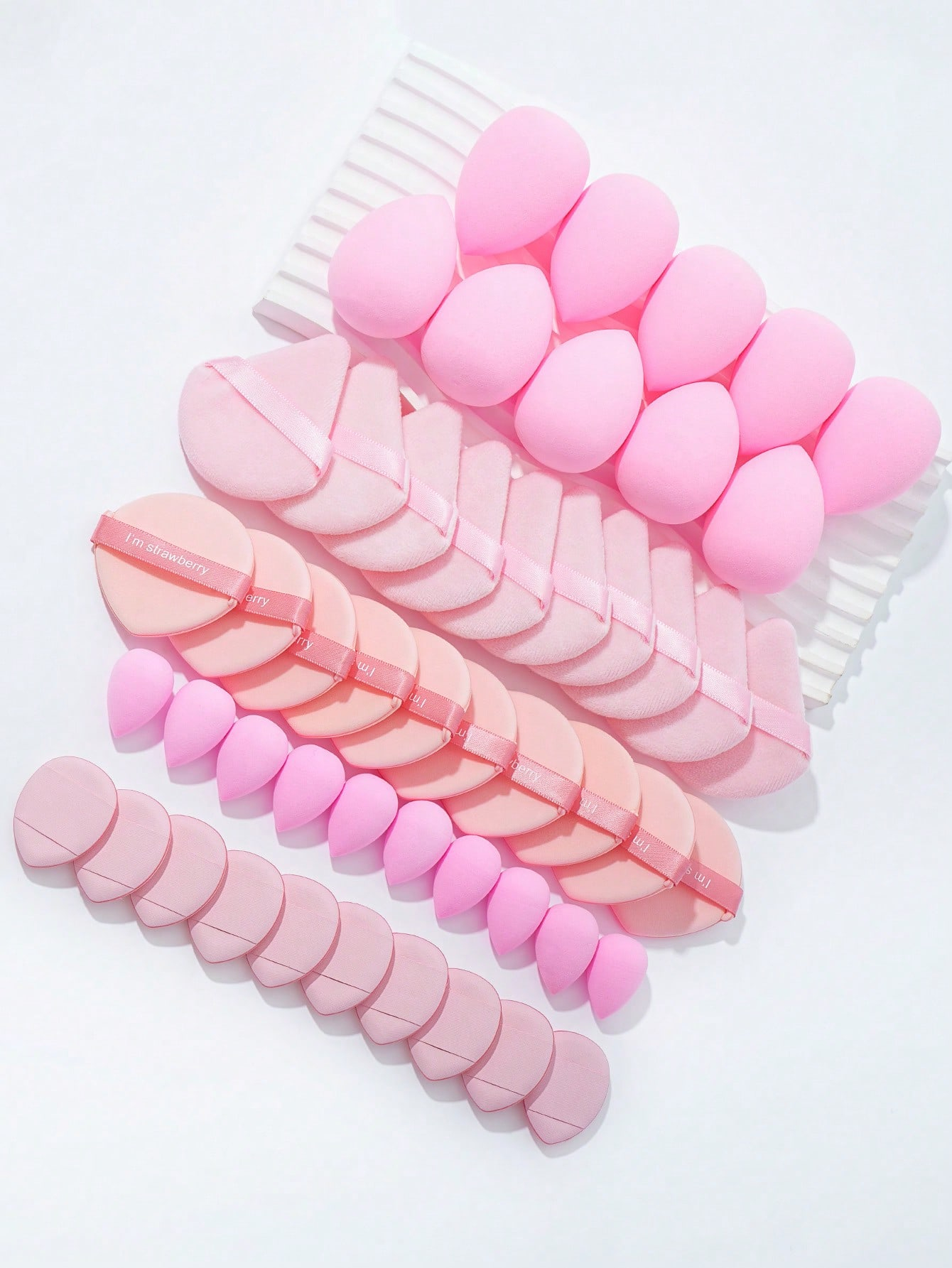 Makeup Tools Set Including:10PCS Makeup Sponges For Liquid Makeup+10PCS Mini Makeup Sponges For Liquid Makeup+10PCS Triangle Powder Puffs For Loose Powder And Makeup Setting+10PCS Air Cushion Powder Puffs For Facial Makeup+10PCS Mini Air Cushion Powder Puffs For Facial Concealer Makeup - Image 3