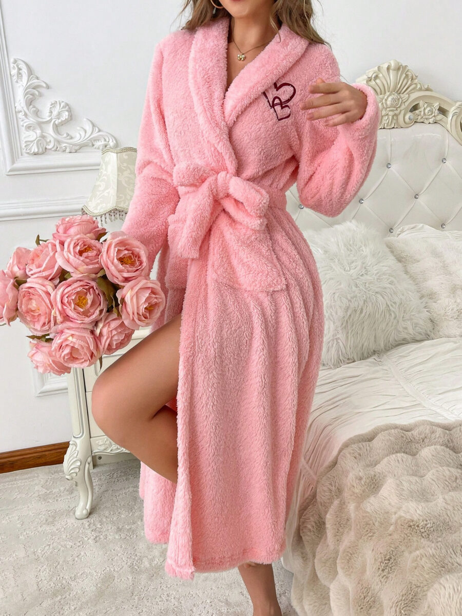 Soft Heart Embroidery Women Plush Robe, Pink, Suitable For Teenage Girls, Autumn/Winter Homewear